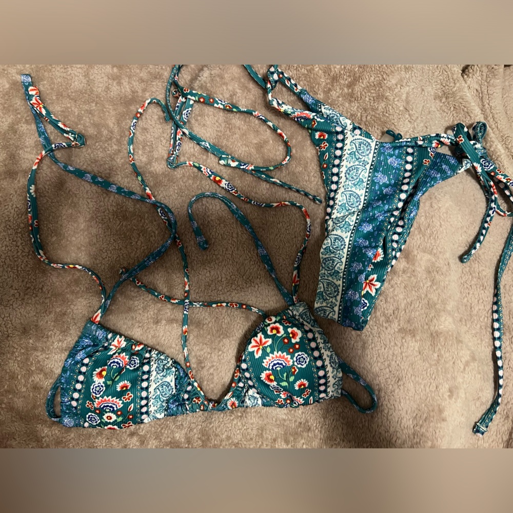 bikini